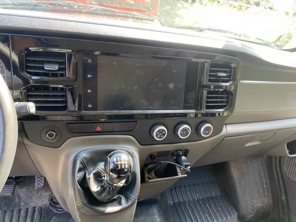 Đại lý nhận đặt cọc Ford Transit 2022 Đại lý nhận đặt cọc Ford Transit 2022