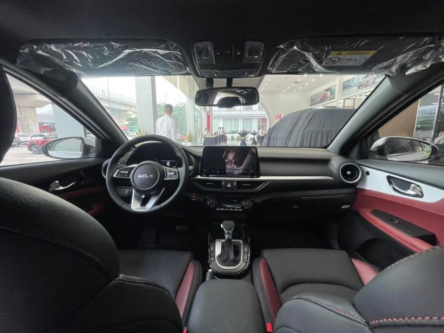 Kia K3 2022 có thêm động cơ 2.0L, giá 689 triệu đồng