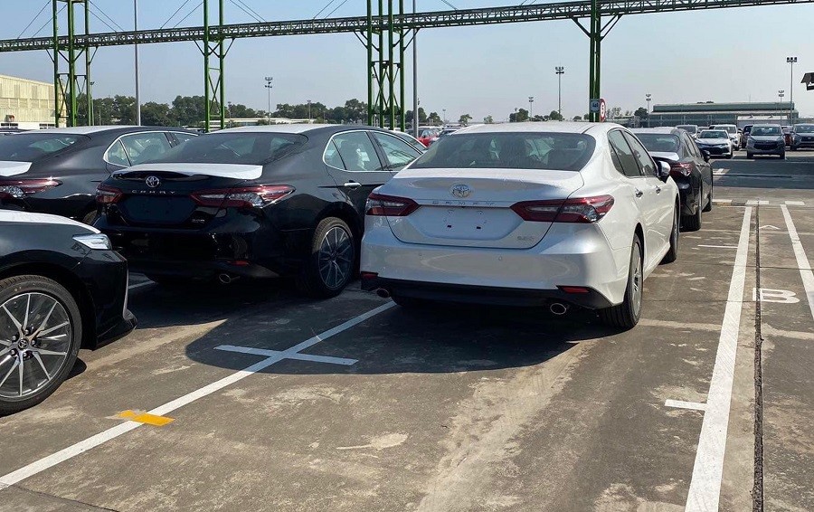 Toyota Camry 2022 sẽ được ra mắt vào ngày 17/12 Toyota Camry 2022 sẽ được ra mắt vào ngày 17/12