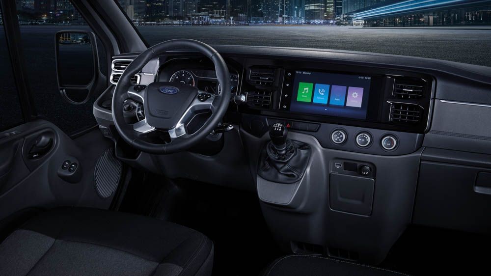 Ford Transit 2022 ra mắt tại Việt Nam, giá 845 triệu đồng Ford Transit 2022 ra mắt tại Việt Nam, giá 845 triệu đồng