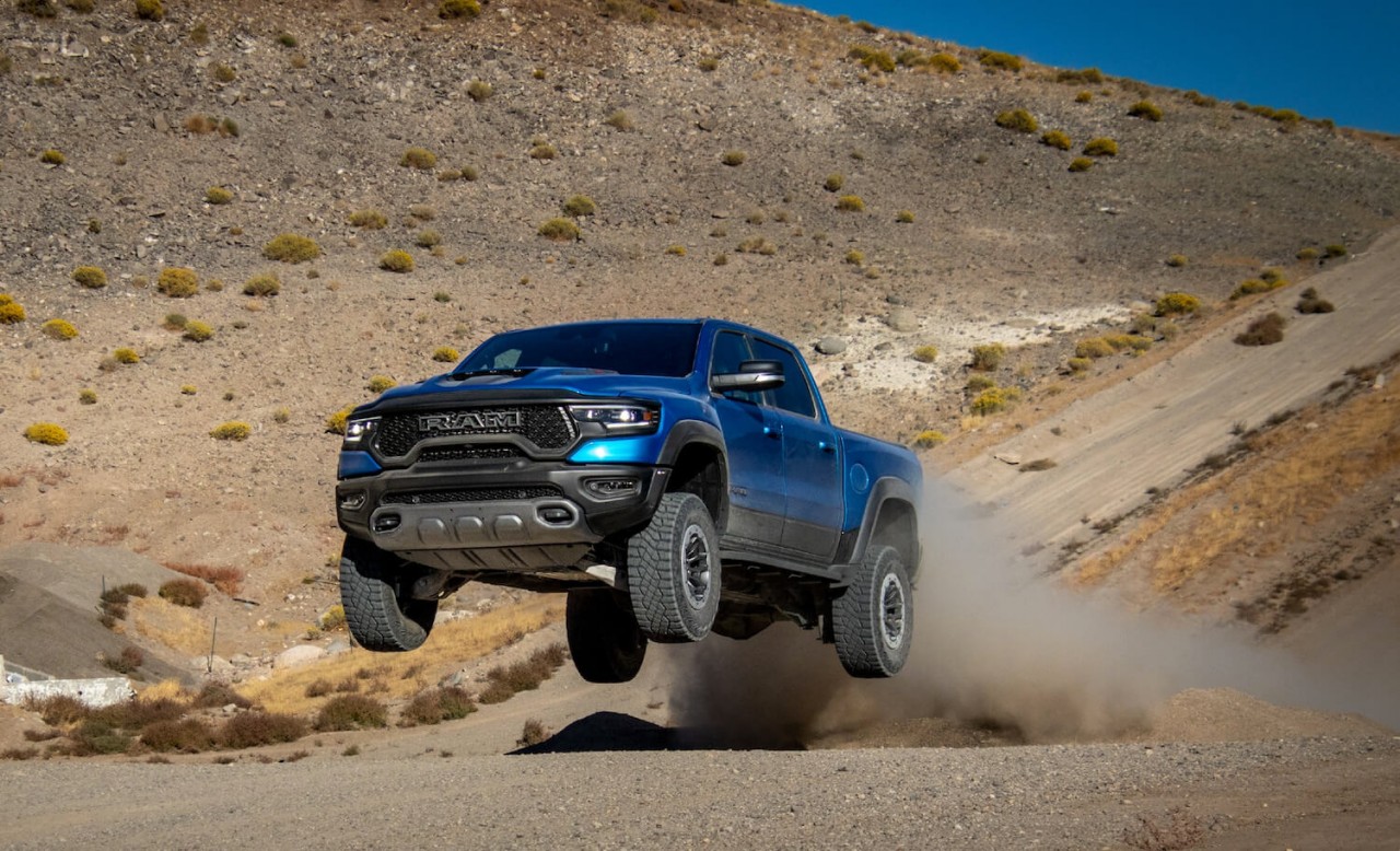 Ram 1500 TRX sắp được bán tại Việt Nam với giá 7,7 tỷ đồng Ram 1500 TRX sắp được bán tại Việt Nam với giá 7,7 tỷ đồng