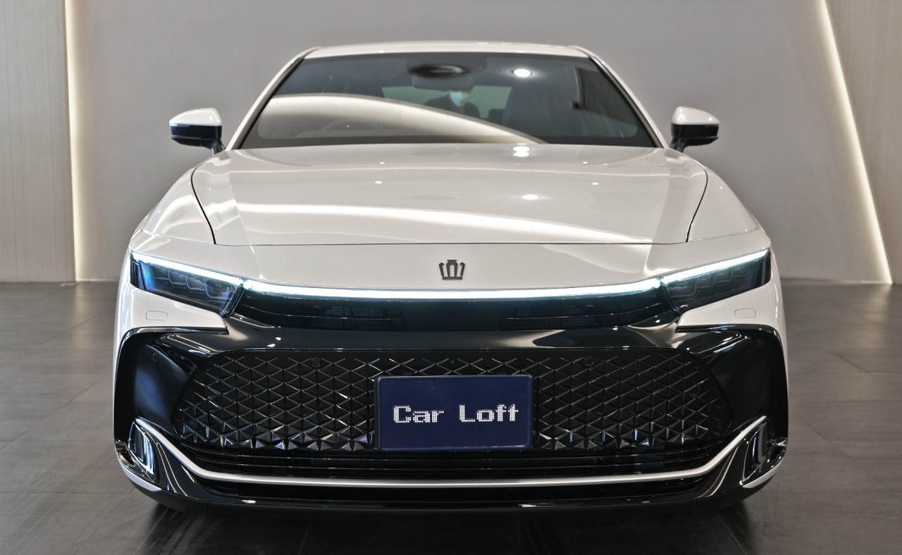 Toyota Crown thế hệ mới có mặt tại Thái Lan