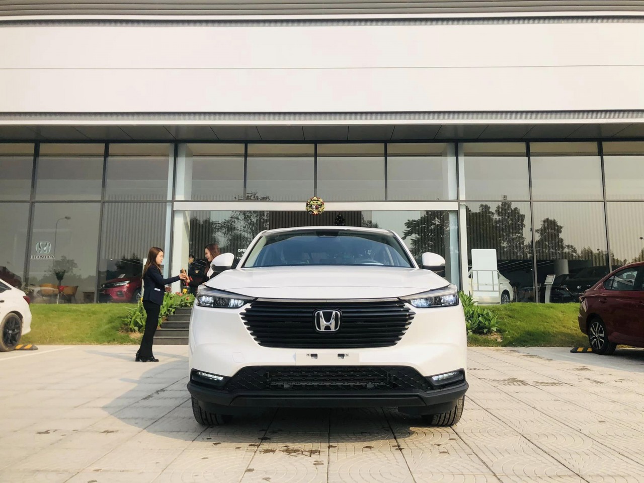 Cận cảnh Honda HR-V phiên bản G tại đại lý Cận cảnh Honda HR V phiên bản G tại đại lý