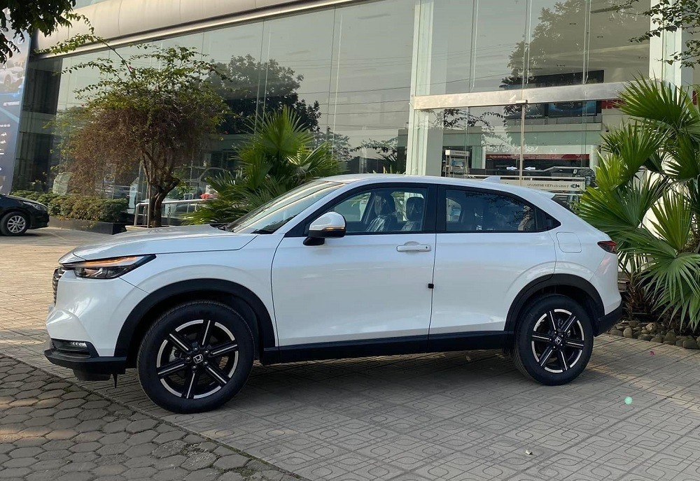 Cận cảnh Honda HR-V phiên bản G tại đại lý Cận cảnh Honda HR-V phiên bản G tại đại lý