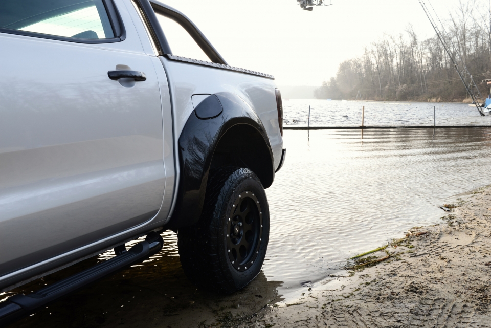 ford ranger phien ban mr car design manh me va bat mat
