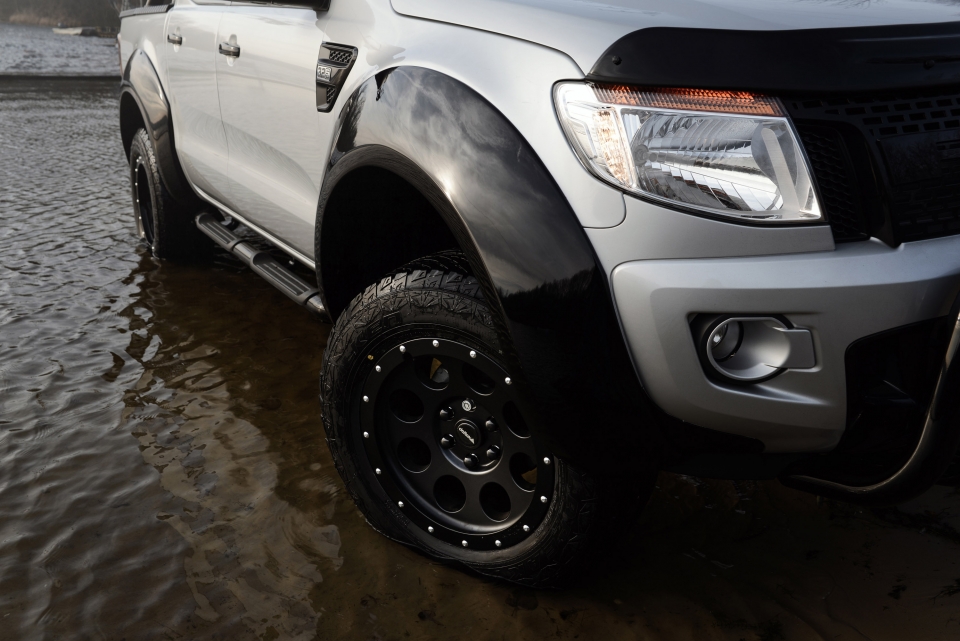 ford ranger phien ban mr car design manh me va bat mat