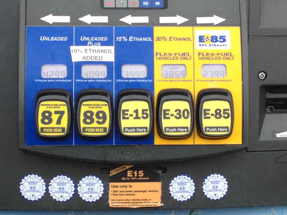 Xăng E5: Toàn cảnh vai trò của cồn ethanol với ô tô xe máy xang e5 toan canh vai tro cua con ethanol voi o to xe may