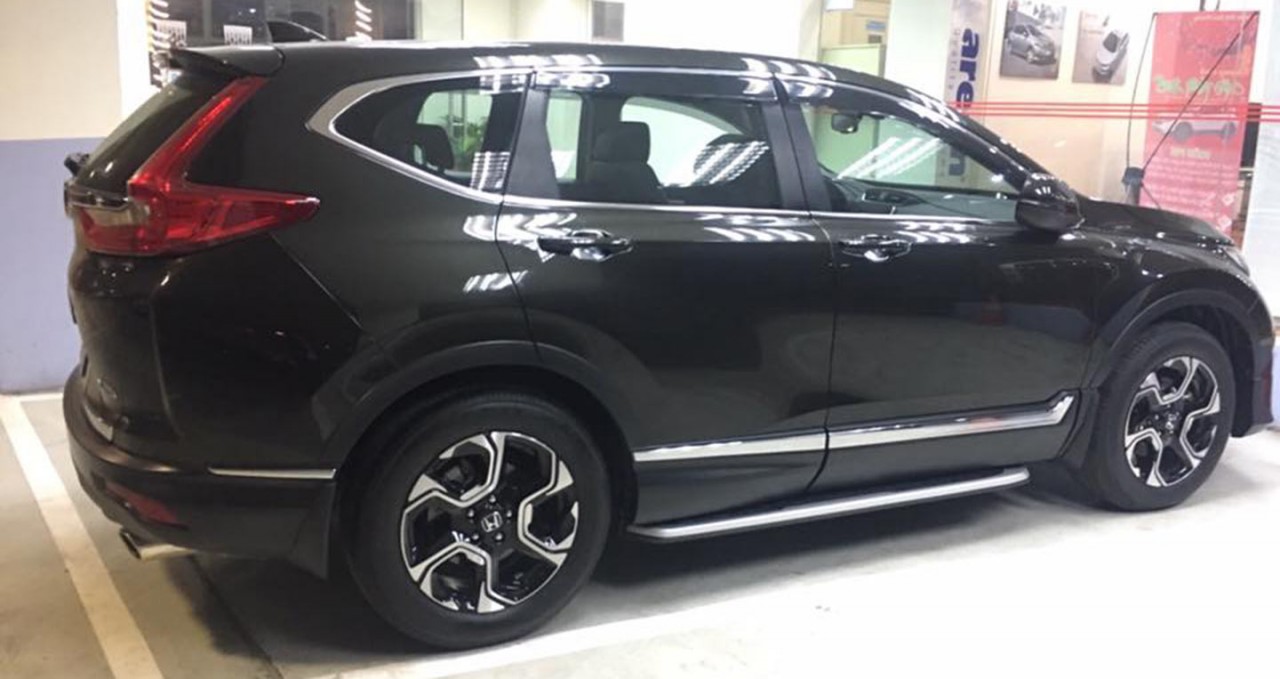 Honda CR-V 5+2 đã về đại lý, giao xe trước Tết honda cr v 52 da ve dai ly giao xe truoc tet
