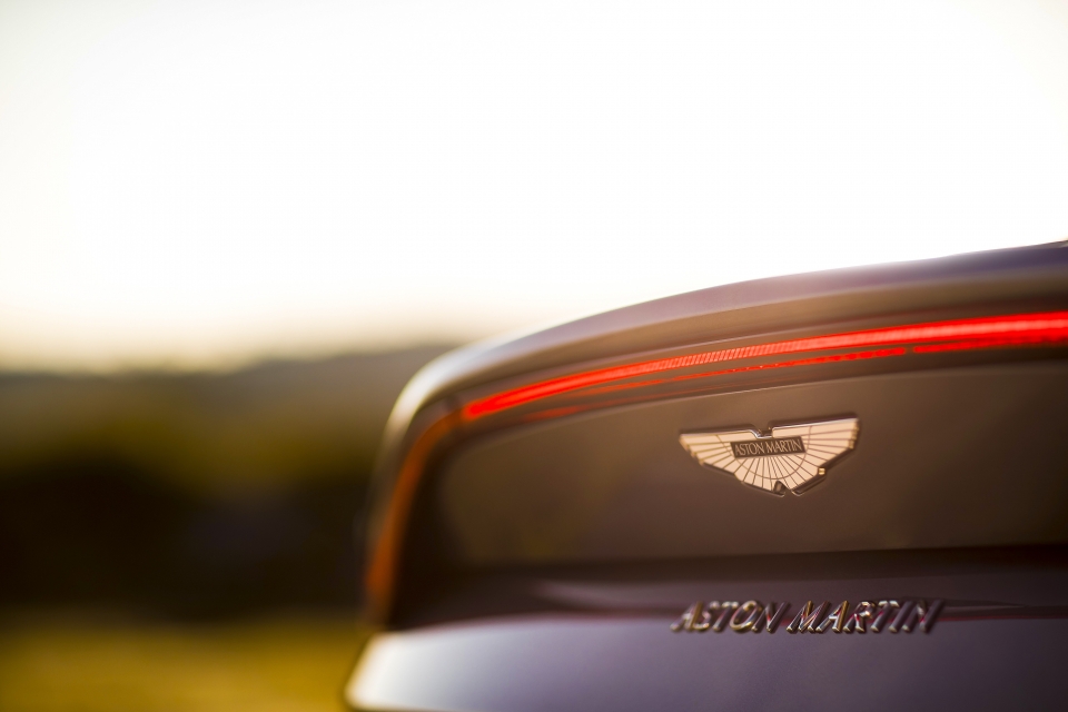 CEO Aston Martin: Xe thể thao chạy điện là hoàn toàn khả thi ceo aston martin xe the thao chay dien la hoan toan kha thi