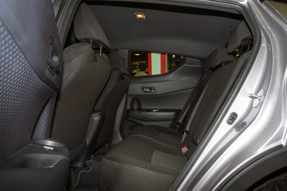 lai thu doi thu toyota ch r cua ecosport va trax