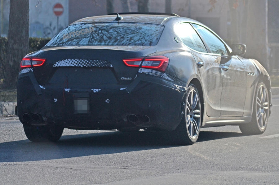 Maserati Ghibli sẽ có bản nâng cấp mới vào đầu năm 2018 maserati ghibli se co ban nang cap moi vao dau nam 2018