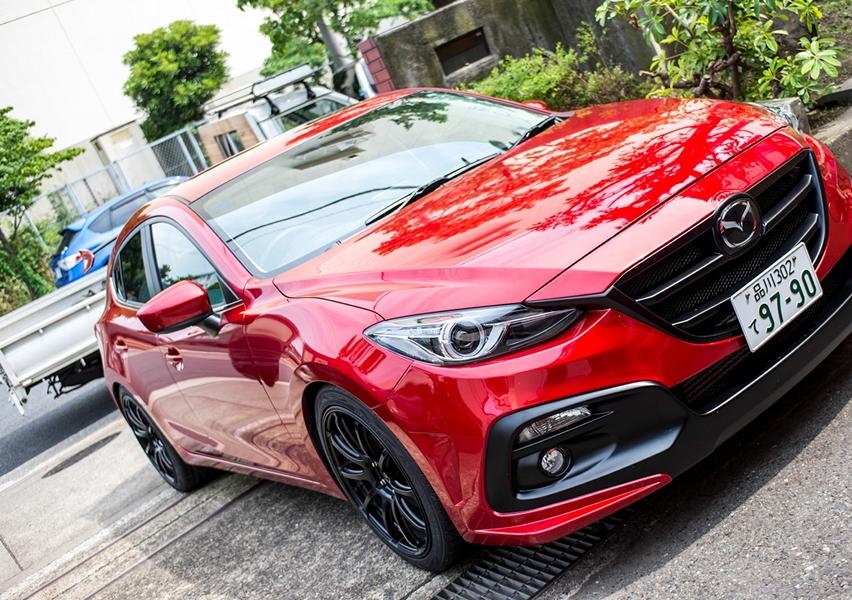man nhan voi mazda3 do knight sports tuyet dep tai nhat ban