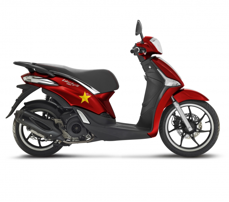 piaggio tung ra phien ban gioi han liberty u23 viet nam