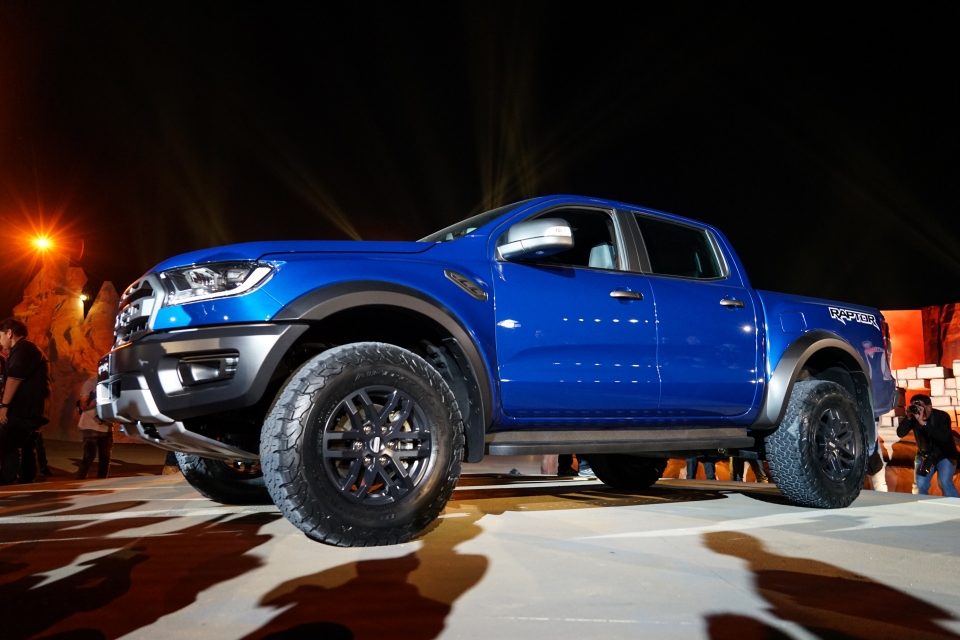 Ford Ranger RAPTOR: Bí mật nhỏ tạo nên sức hút lớn ford ranger raptor bi mat nho tao nen suc hut lon