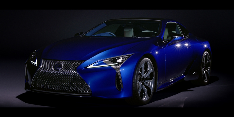 Xem phim bom tấn Black Panther, đồng hành cảm xúc cùng Lexus xem phim bom tan black panther dong hanh cam xuc cung lexus