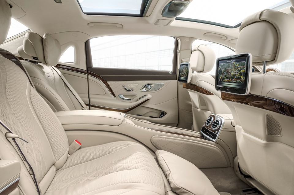 Mercedes-Benz tối ưu chiến lược phát triển với biến thể Maybach S-400 và S 500 mới mercedes benz toi uu chien luoc phat trien voi bien the maybach s 400 va s 500 moi
