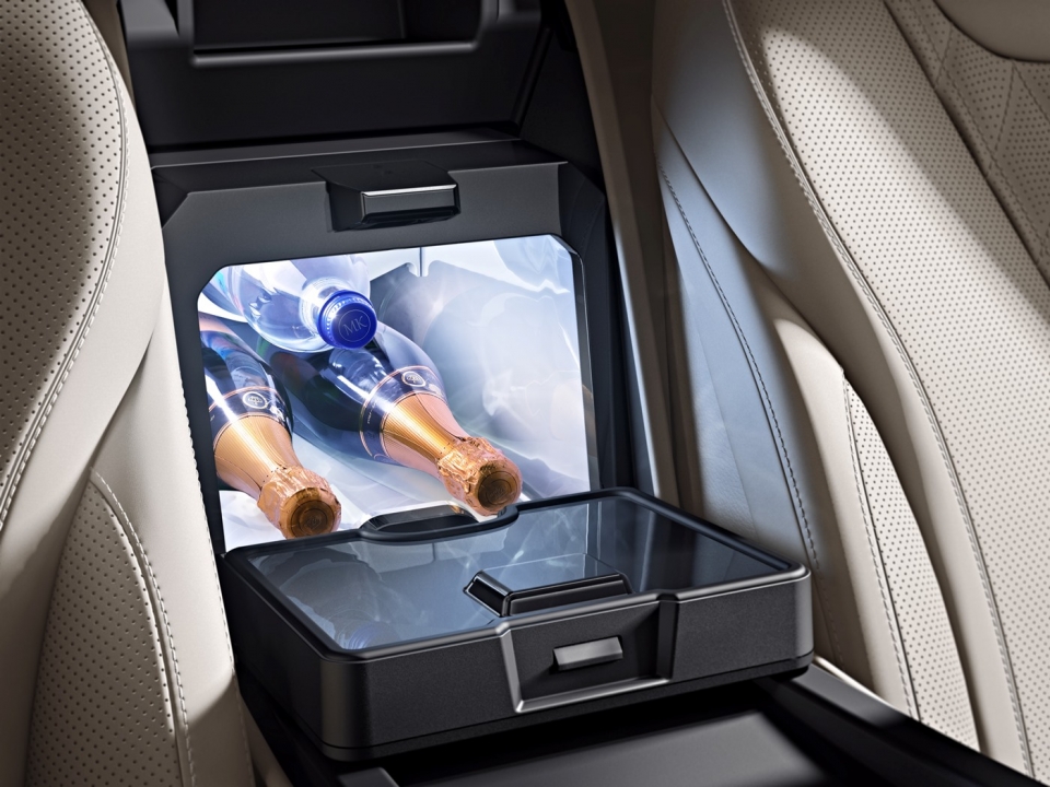 Mercedes-Benz tối ưu chiến lược phát triển với biến thể Maybach S-400 và S 500 mới mercedes benz toi uu chien luoc phat trien voi bien the maybach s 400 va s 500 moi