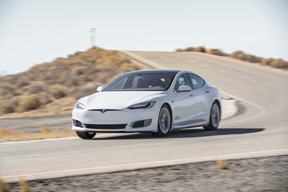 Tesla lặng lẽ dừng sản xuất Model S 60 vì "ế" tesla lang le dung san xuat model s 60 vi e