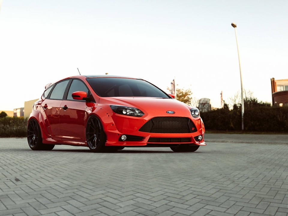 Ford Focus có thêm lựa chọn bodykit mới từ Fortune Flares ford focus co them lua chon bodykit moi tu fortune flares