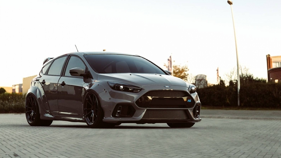 Ford Focus có thêm lựa chọn bodykit mới từ Fortune Flares