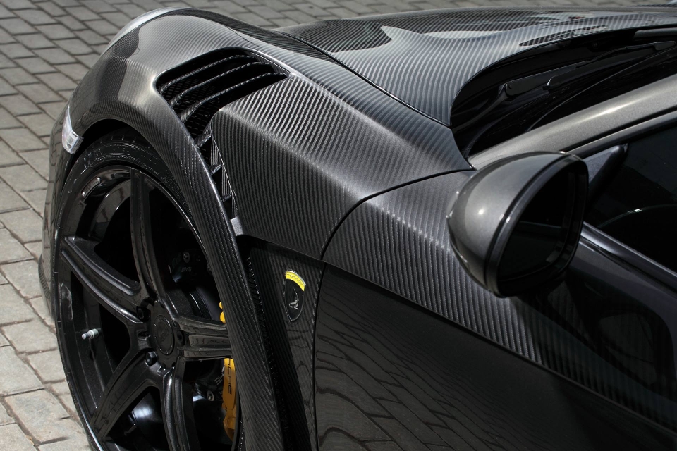 soc manh voi porsche 911 turbo s phien ban thuan carbon