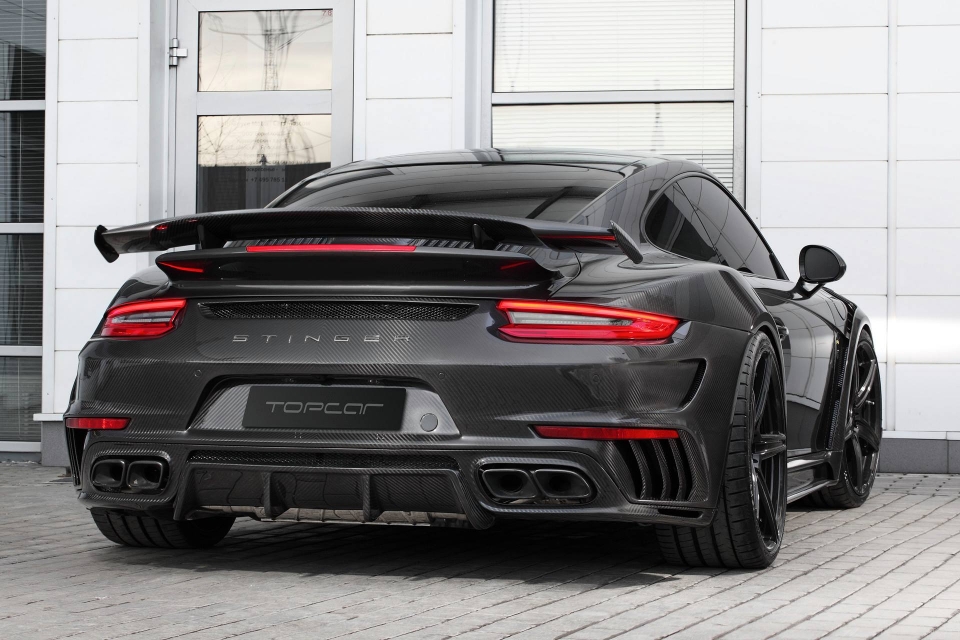 soc manh voi porsche 911 turbo s phien ban thuan carbon