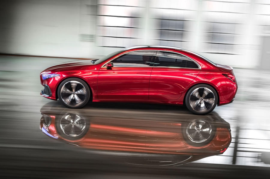 mercedes benz cham ngoi cuoc chien moi voi bmw va audi nho a class saloon