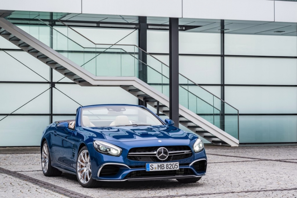 Mercedes-AMG SL 65 với động cơ V12 sẽ ngừng sản xuất từ tháng 6 tới mercedes amg sl 65 voi dong co v12 se ngung san xuat tu thang 6 toi