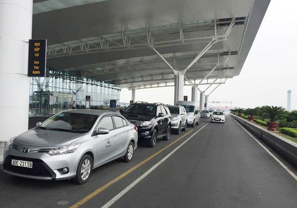 Đi Nội Bài chỉ 150 ngàn đồng: Taxi sân bay thời dìm nhau đến 'chết' di noi bai chi 150 ngan dong taxi san bay thoi dim nhau den chet