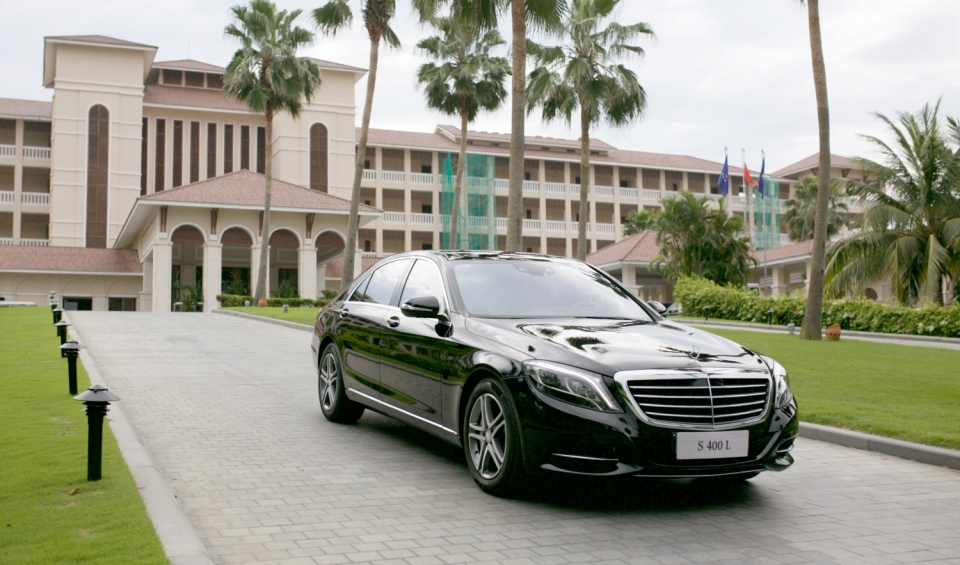 Mercedes-Benz Việt Nam bàn giao S 400 L cho Vinpearl Đà Nẵng mercedes benz viet nam ban giao s 400 l cho vinpearl da nang