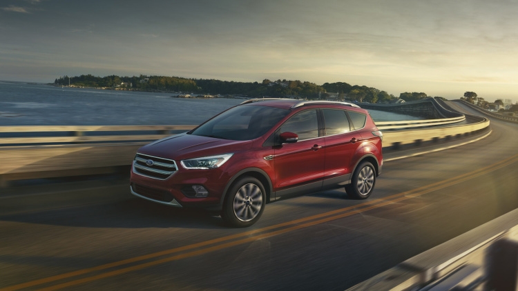 Ford đưa Escape phiên bản Hybrid cắm-sạc ra đường chạy thử
