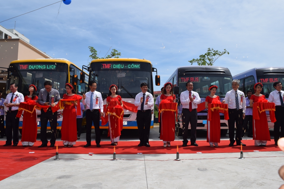 Quỹ Toyota triển khai tuyến xe buýt, xây dựng hạ tầng đỗ xe tại TP Đà Nẵng quy toyota trien khai tuyen xe buyt xay dung ha tang do xe tai tp da nang