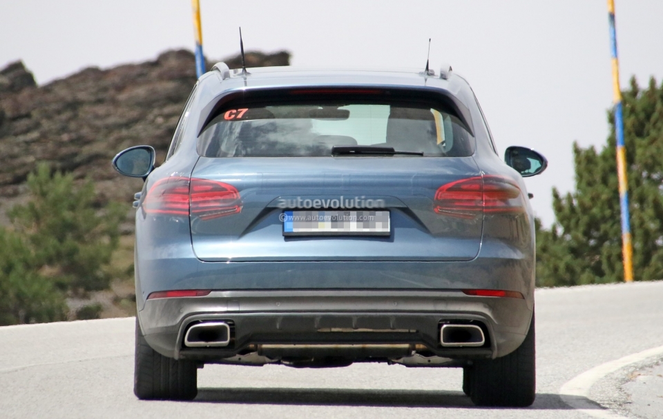 Porsche Cayenne 2018 sẵn sàng cho lịch ra mắt vào tháng 9/2017 porsche cayenne 2018 san sang cho lich ra mat vao thang 92017