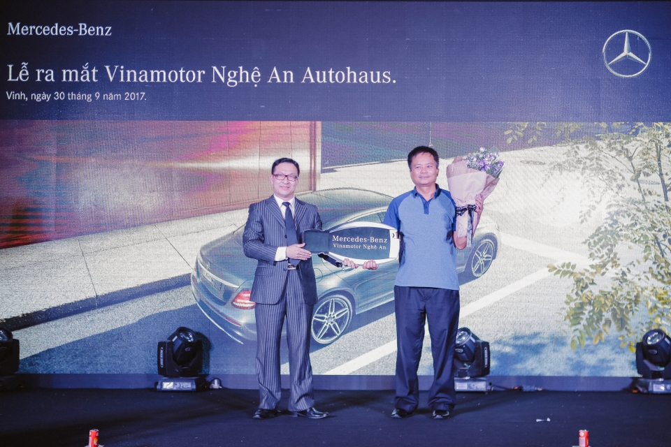 mercedes benz viet nam co dai ly dau tien tai thanh pho vinh