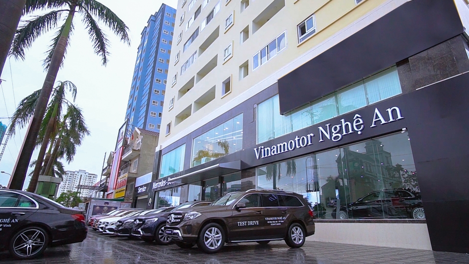 mercedes benz viet nam co dai ly dau tien tai thanh pho vinh