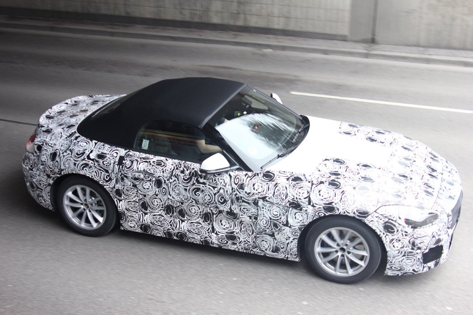 bmw z4 va toyota supra se khac biet ro net du chia se nen tang chung