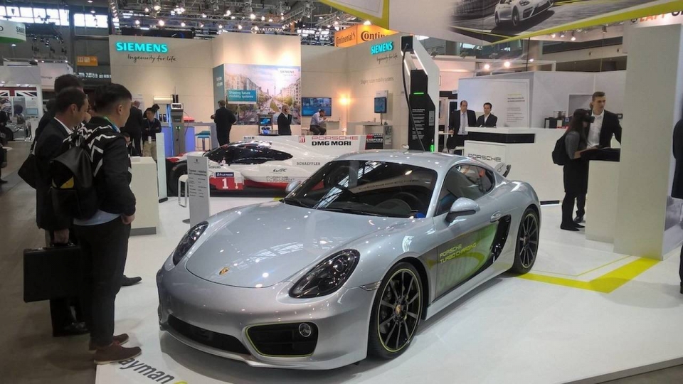 Porsche Cayman e-volution tái khẳng định tương lai của xe điện porsche cayman e volution tai khang dinh tuong lai cua xe dien