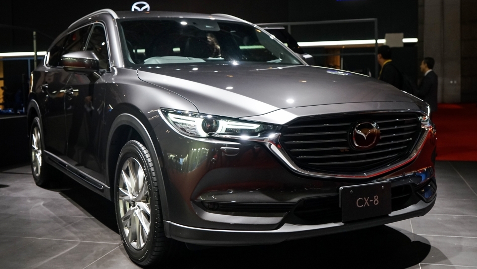 [Tokyo 2017] Tận mắt khám phá SUV 6 chỗ Mazda CX-8 hoàn toàn mới