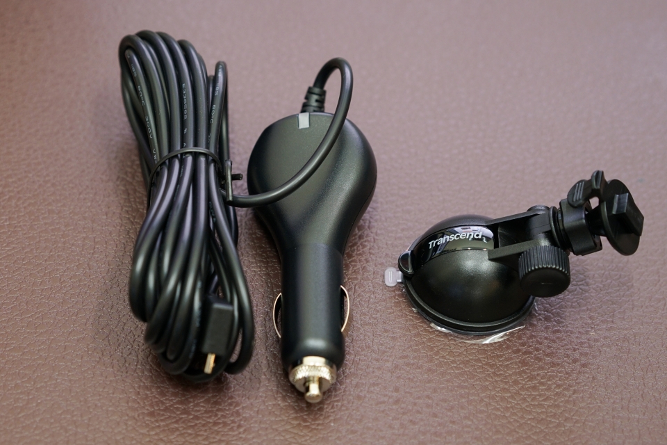 Transcend DP230 tạo điểm nhấn nhờ nhiều tính năng trợ lái thông minh độc đáo transcend dp230 tao diem nhan nho nhieu tinh nang tro lai thong minh doc dao