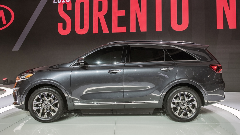 kia sorento the he moi so huu nhieu tien nghi va hop so 8 cap