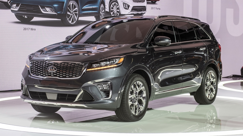 kia sorento the he moi so huu nhieu tien nghi va hop so 8 cap