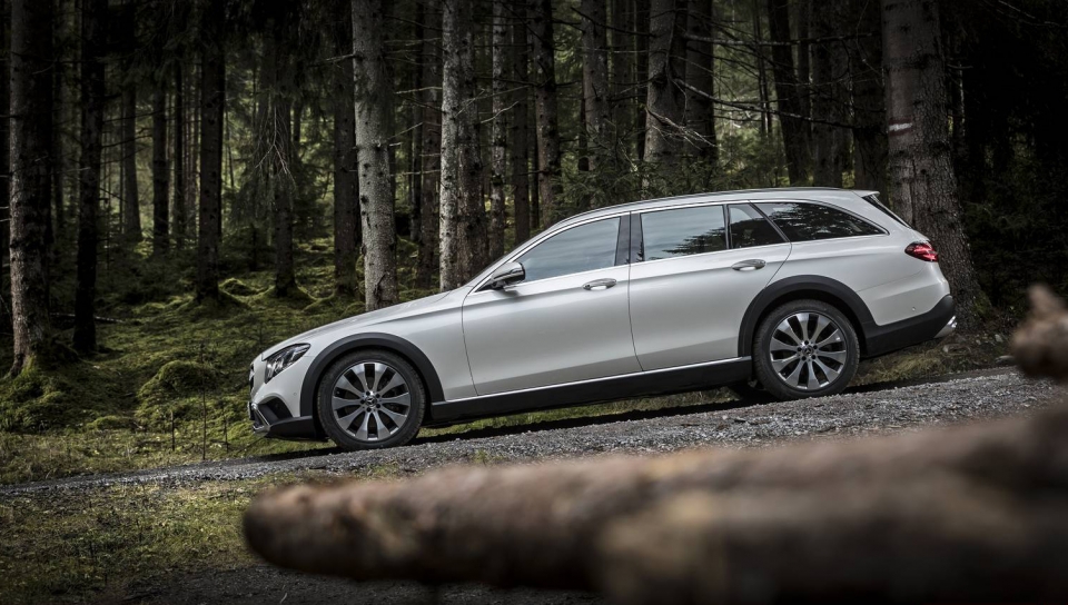 road rover dong xe dinh hinh tuong lai cua jaguar land rover