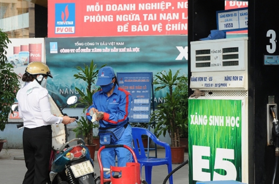 Xăng E5: Toàn cảnh vai trò của cồn ethanol với ô tô xe máy xang e5 toan canh vai tro cua con ethanol voi o to xe may