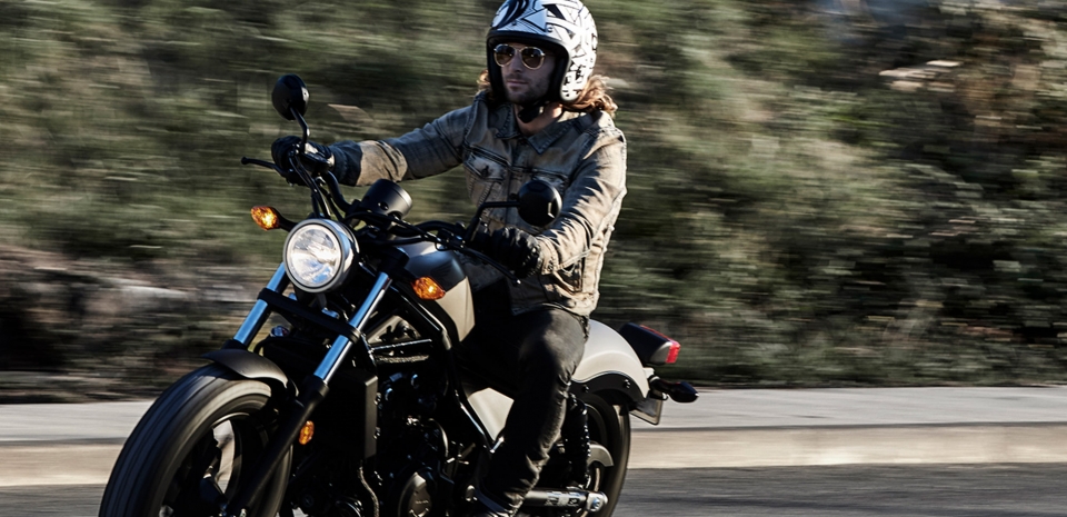 Honda Rebel 300 được bán chính thức với giá 125 triệu đồng