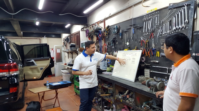 Hấp dẫn buổi tập huấn về âm thanh xe ô tô cao cấp từ Italy hap dan buoi tap huan ve am thanh xe o to cao cap tu italy
