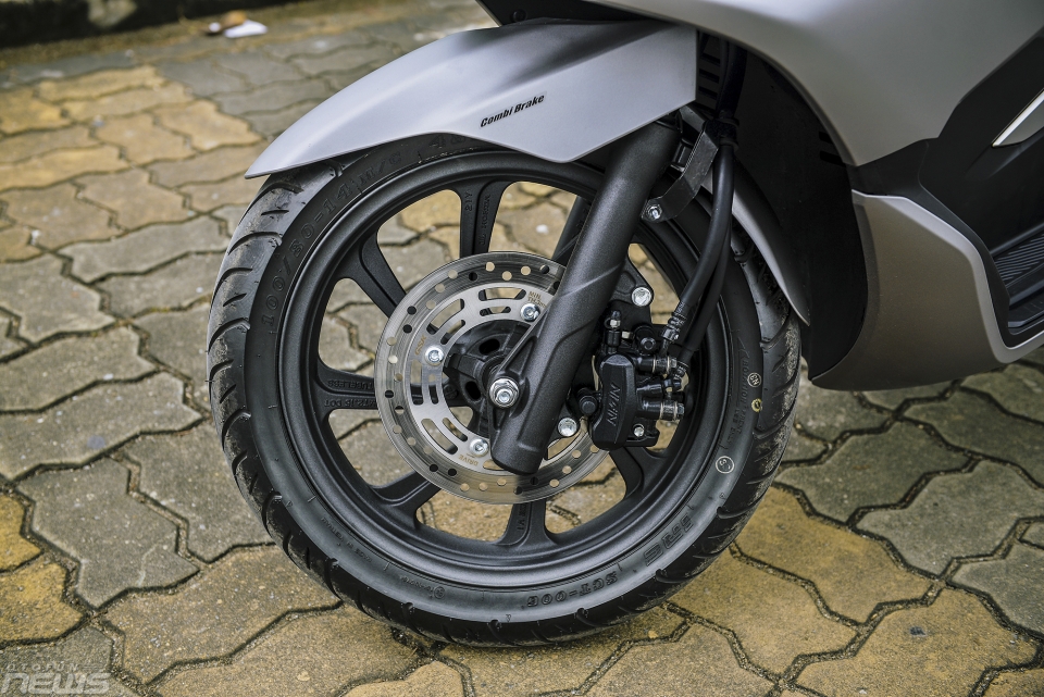 trai nghiem nhanh saloon duong pho honda pcx 150