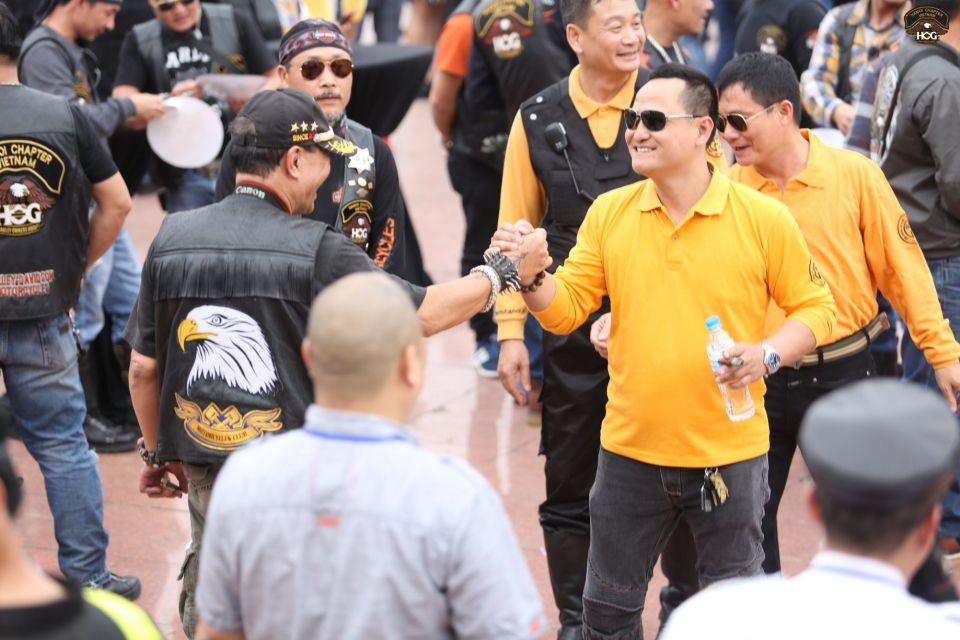 Day of H.O.G: Ngày hội đam mê Harley-Davidson day of hog ngay hoi dam me harley davidson