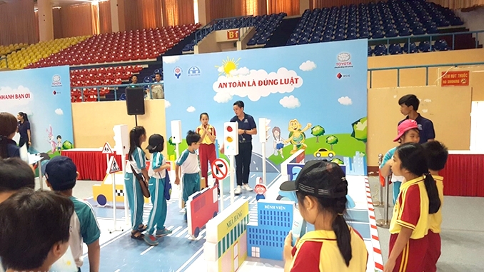 an toan giao thong viet nam va bai hoc tu nhat ban