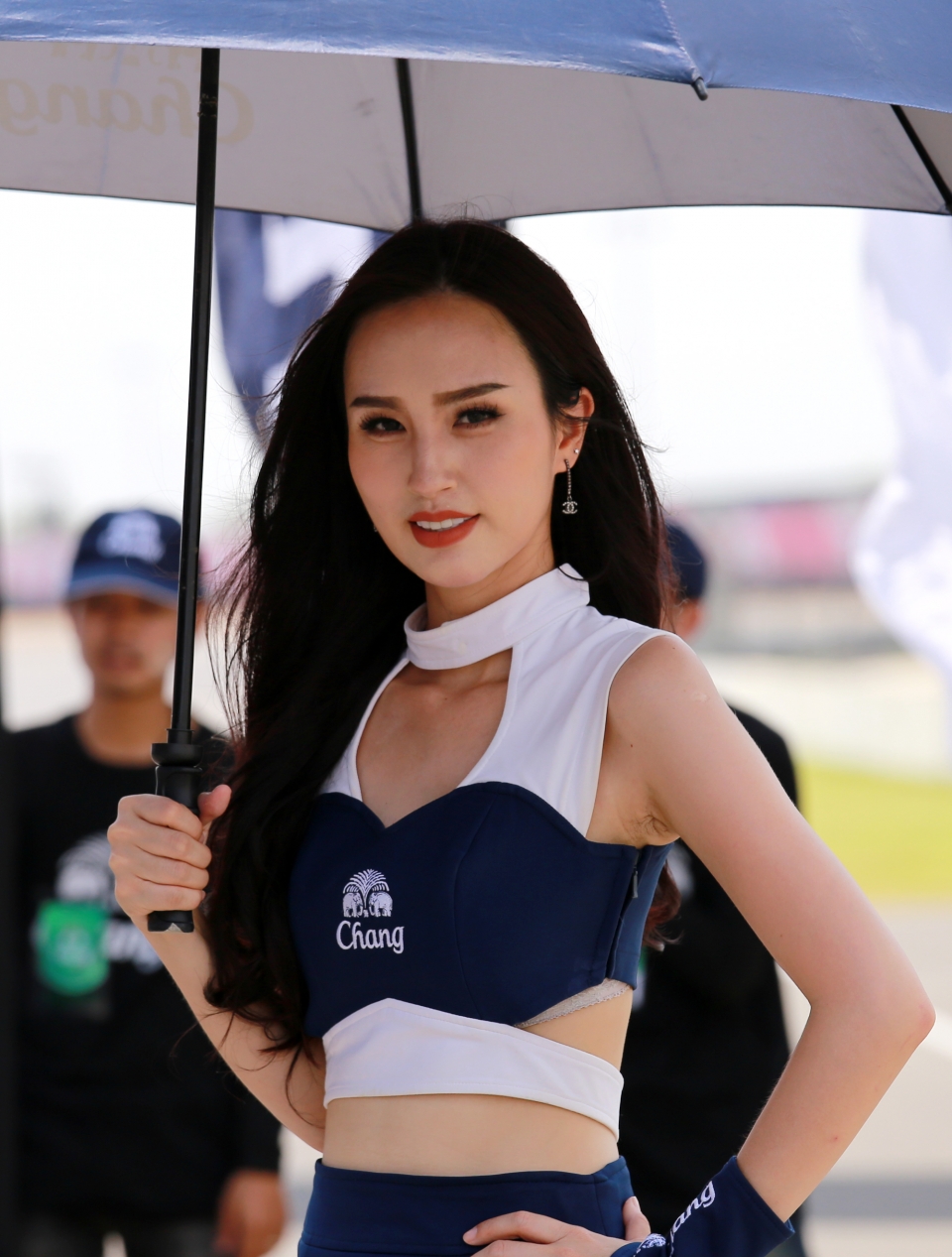 Những ánh mắt "hút hồn nửa thế giới" trên đường đua nhung anh mat hut hon nua the gioi tren duong dua