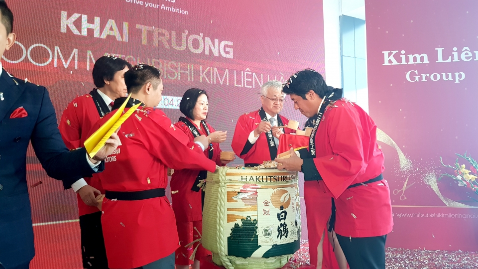 Khai trương Đại lí 3S Mitsubishi Kim Liên Hà Nội khai truong dai li 3s mitsubishi kim lien ha noi